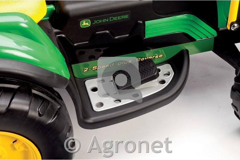 Električno vozilo - Bager John Deere z nakladalcem